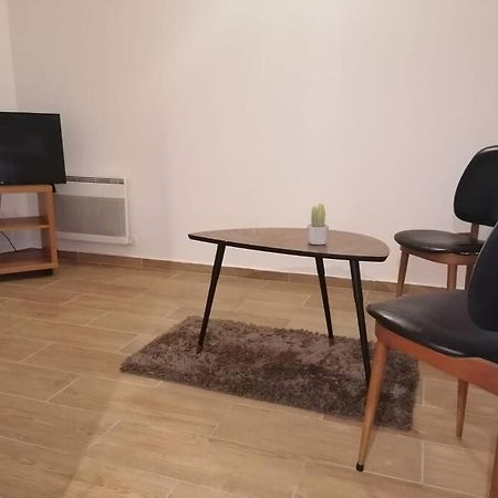 Superbe Logement Apartamento Drancy Exterior foto