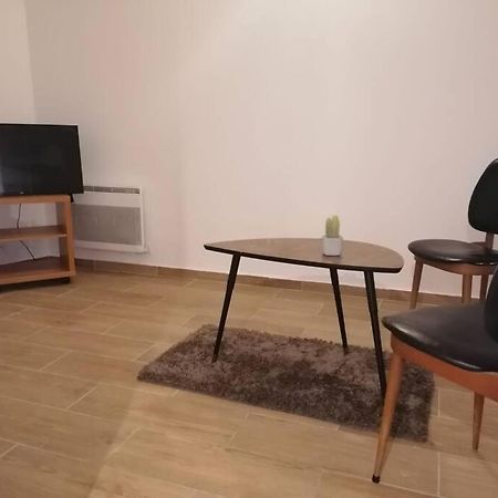 Superbe Logement Apartamento Drancy Exterior foto